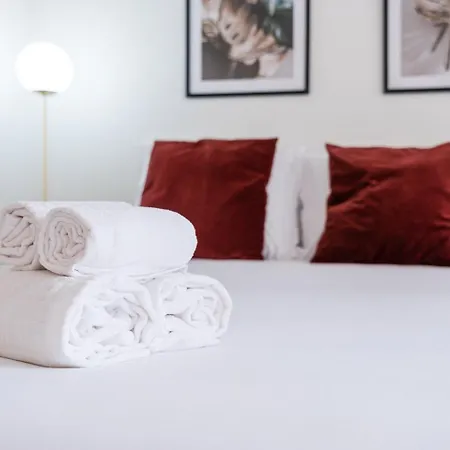 Апартаменты Guestready - Almada 516 *